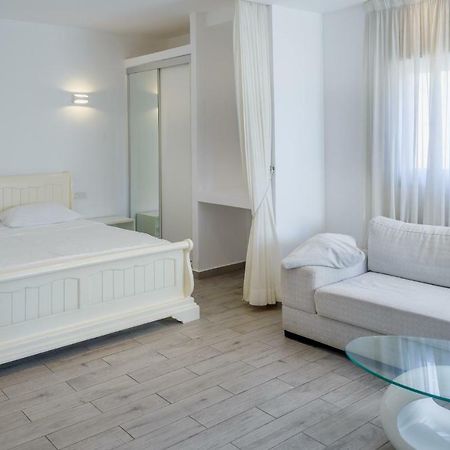 Royal Lea Apartmens Netanja Exterior foto